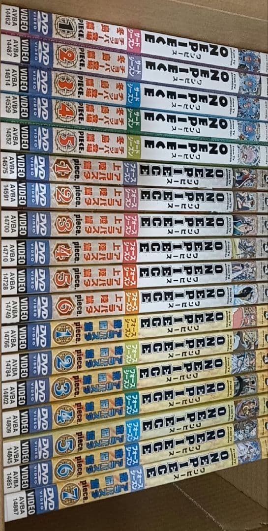 お取り置き品　シーズン１〜４　ONE PIECE　DVD　※おまけつき❤️