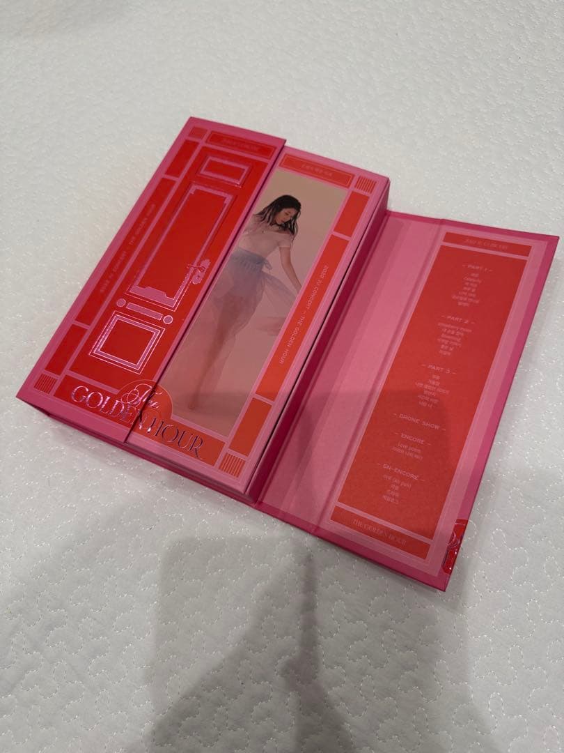 2022 IU Concert ＜The Golden Hour＞DVD