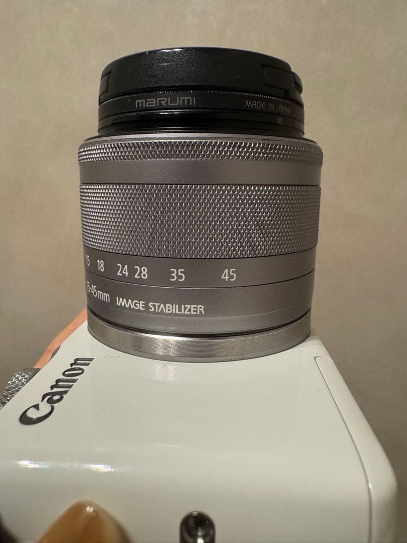 美咲【美品*付属品付き】canon EOS M10ミラーレスカメラ