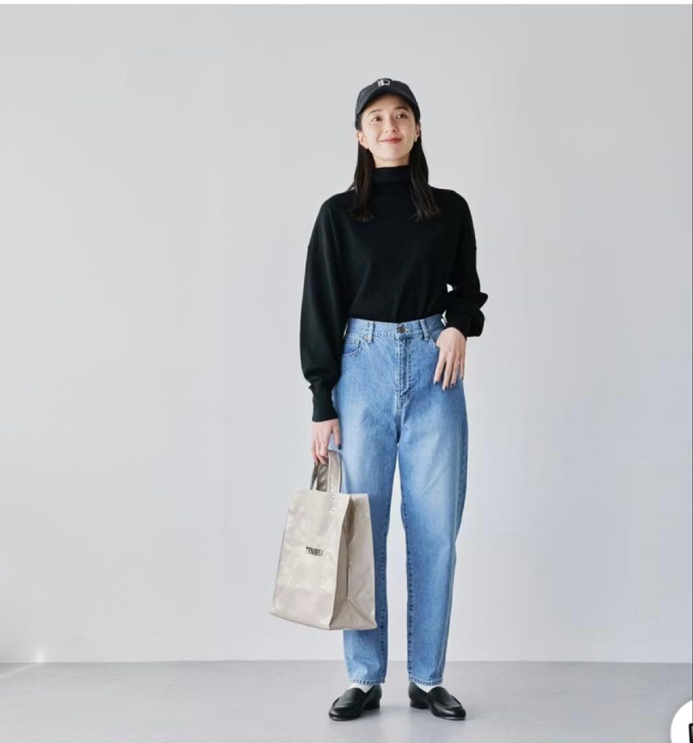 デニム 「カジュアルすぎない大人顔」新定番のテーパードデニム