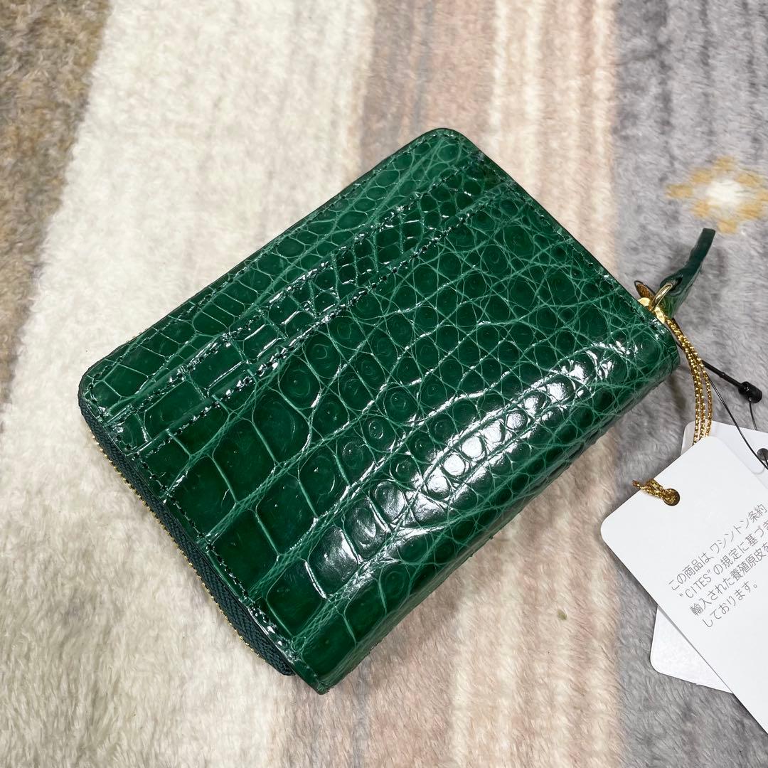 新品未使用品タグ付き　シャイニングクロコダイルグリーン　折り財布　ワニ革