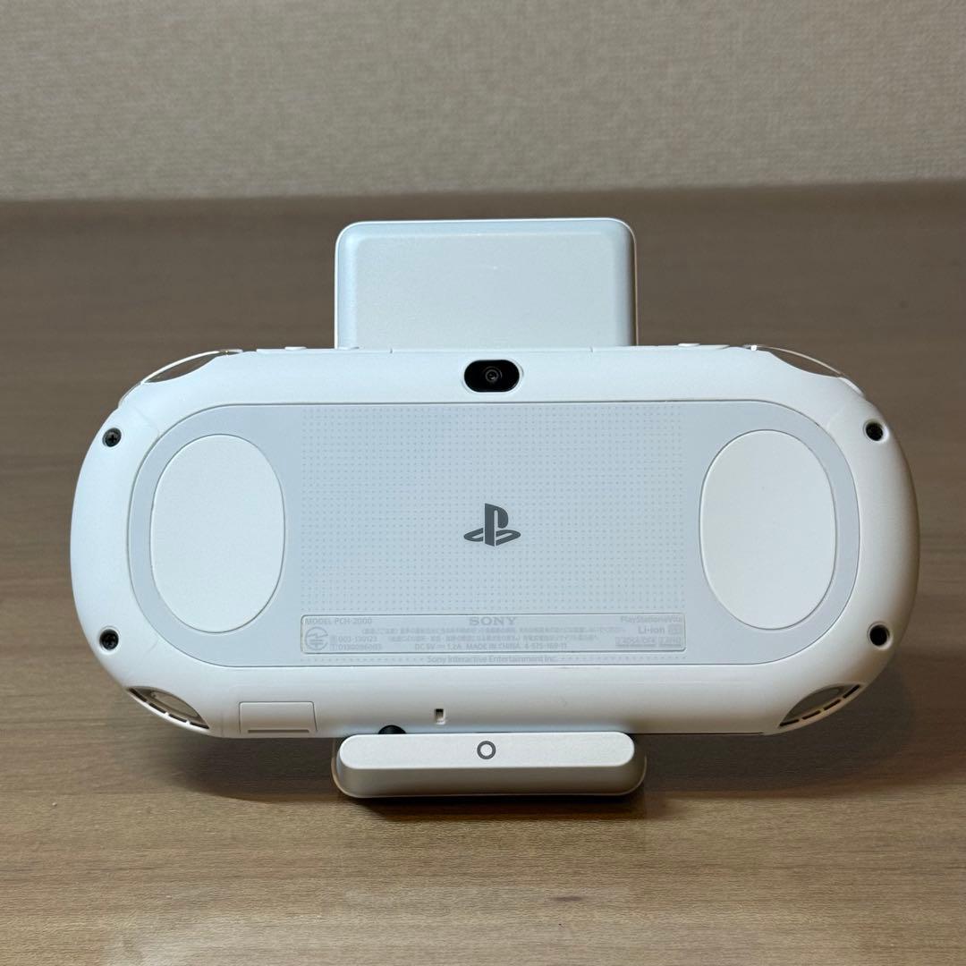 4-473 PSVITA PCH-2000 グレイシャー・ホワイト