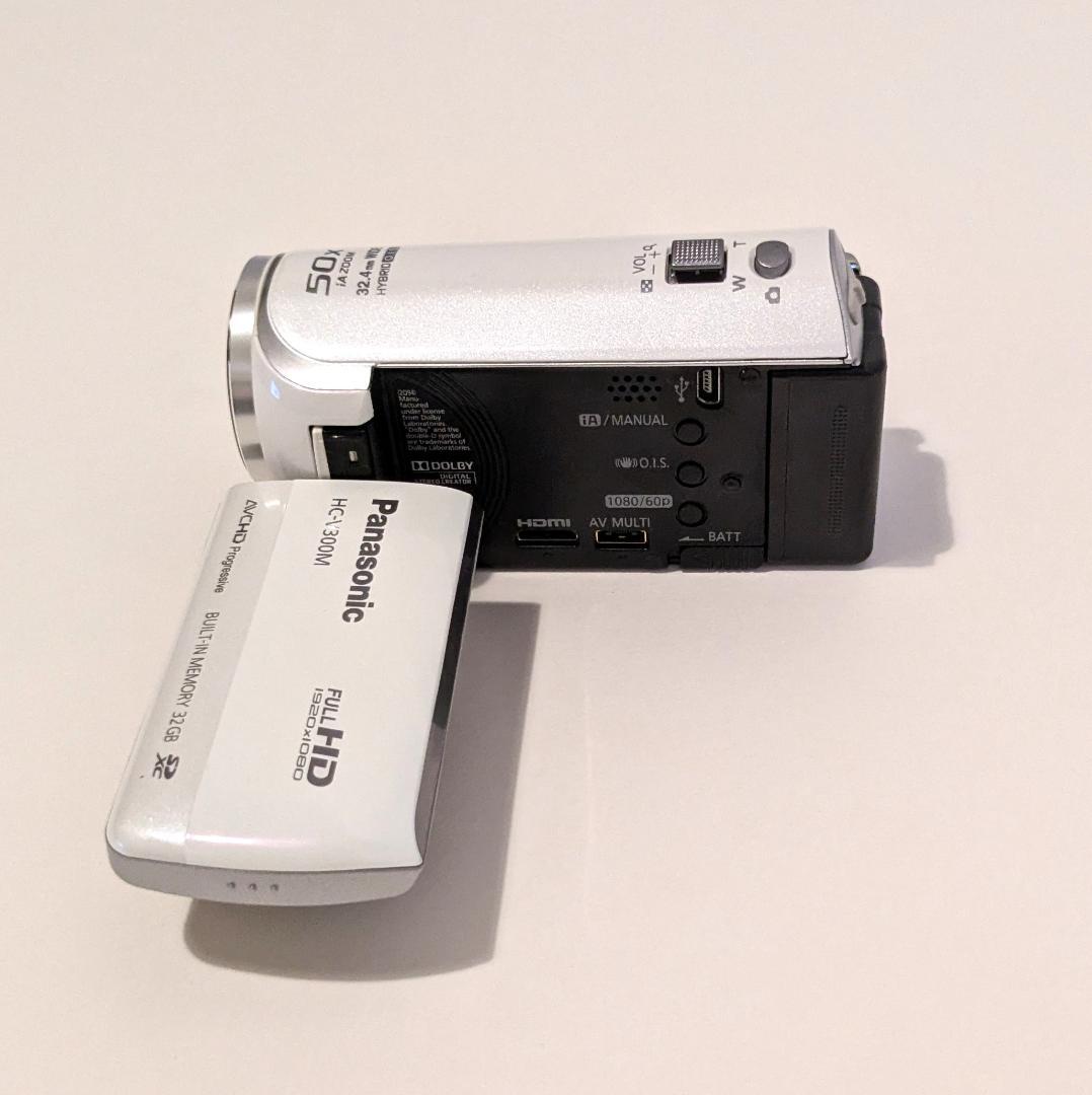 Panasonic　HC-V300M ビデオカメラ　動作良好　ホワイト