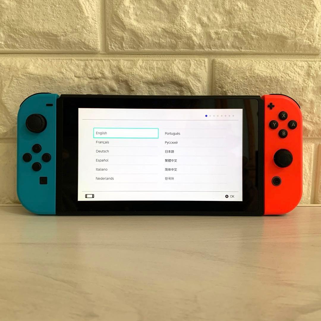 Nintendo Switch 本体　ジョイコン　任天堂