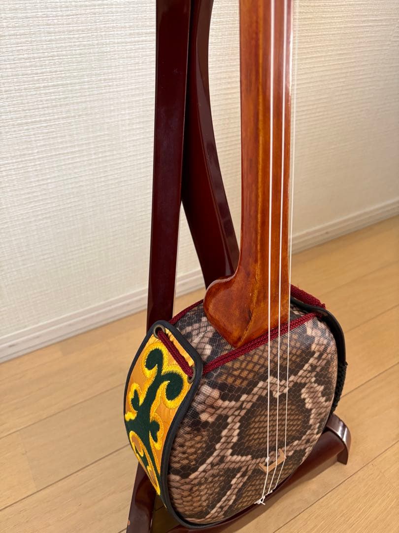 ぐ*ち様 ペグ式三線ジャンク