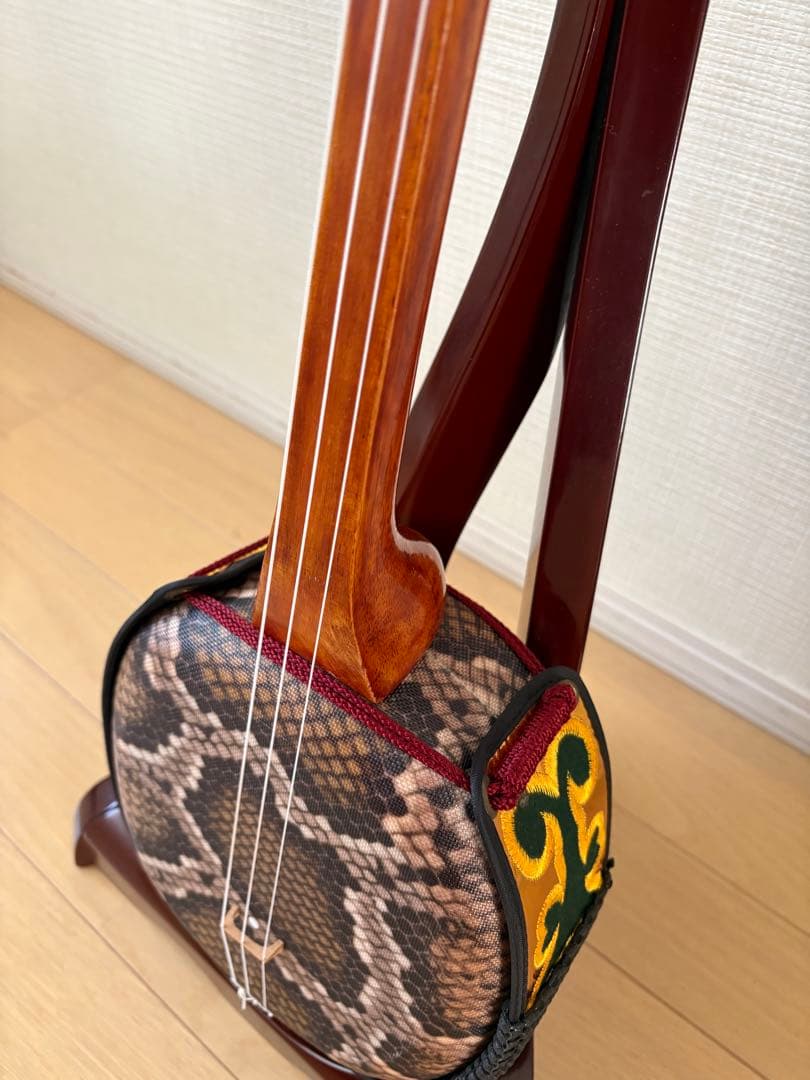 ぐ*ち様 ペグ式三線ジャンク