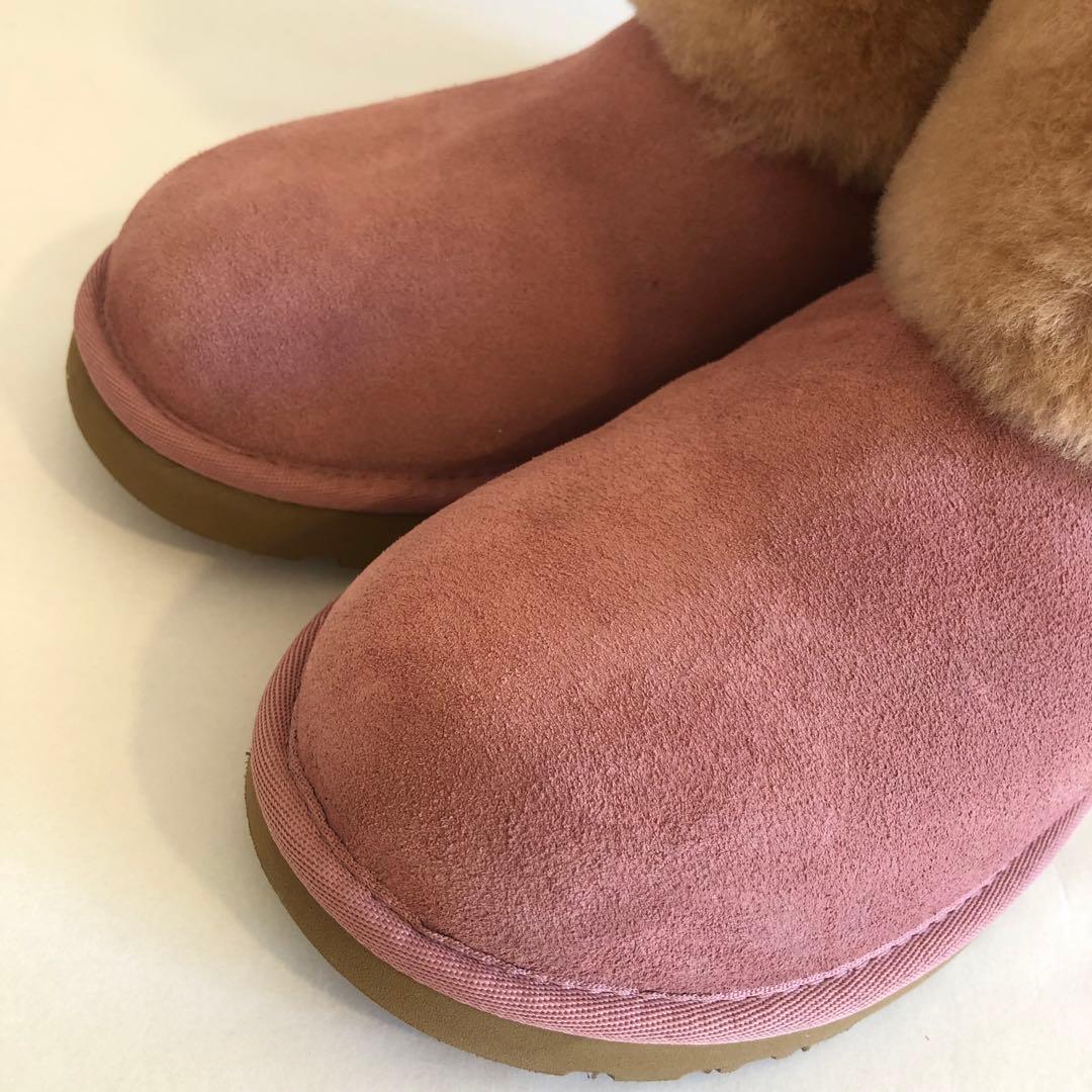 UGG クラシック ミニ ウィスプ ブーツ