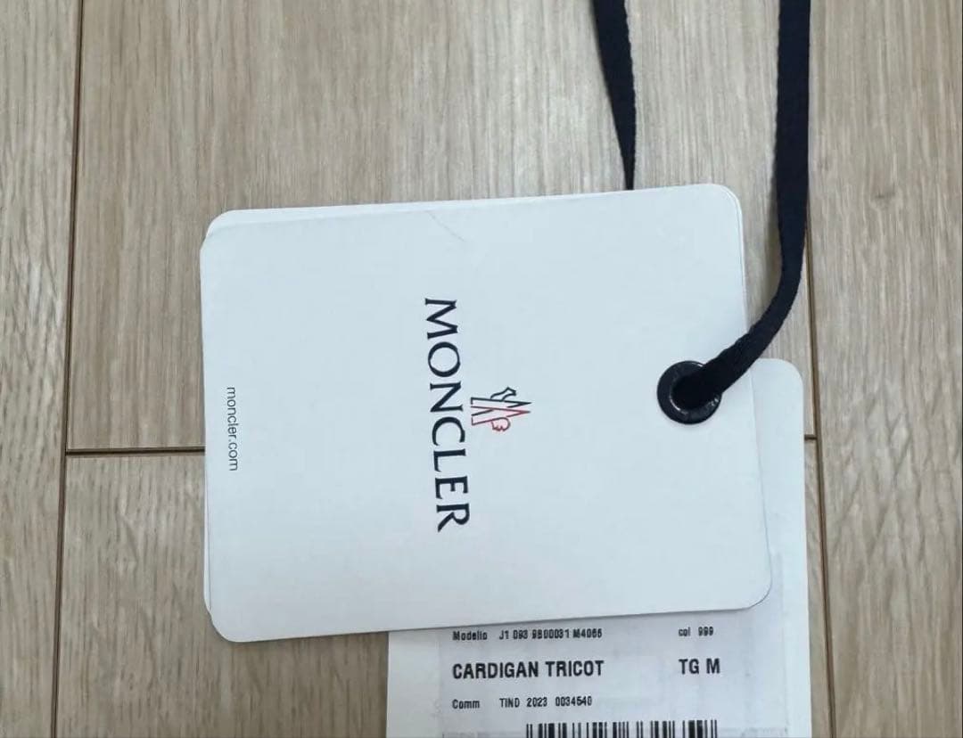や*ん様 モンクレール　MONCLER カーディガン　ペプラム　フリル　ブラック