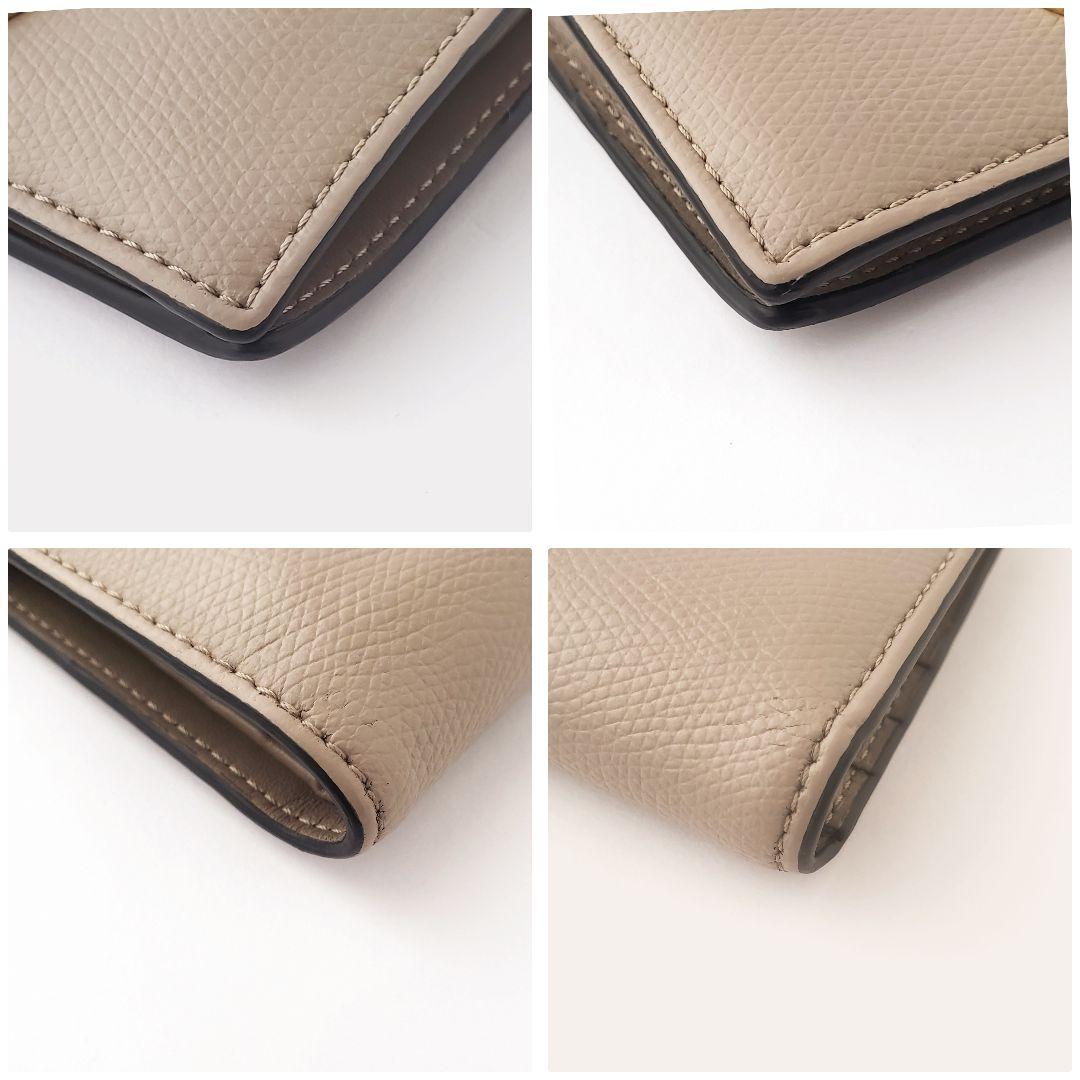 FENDI　２つ折り財布　エフイズ　フェンディ　コンパクトウォレット　ベージュ
