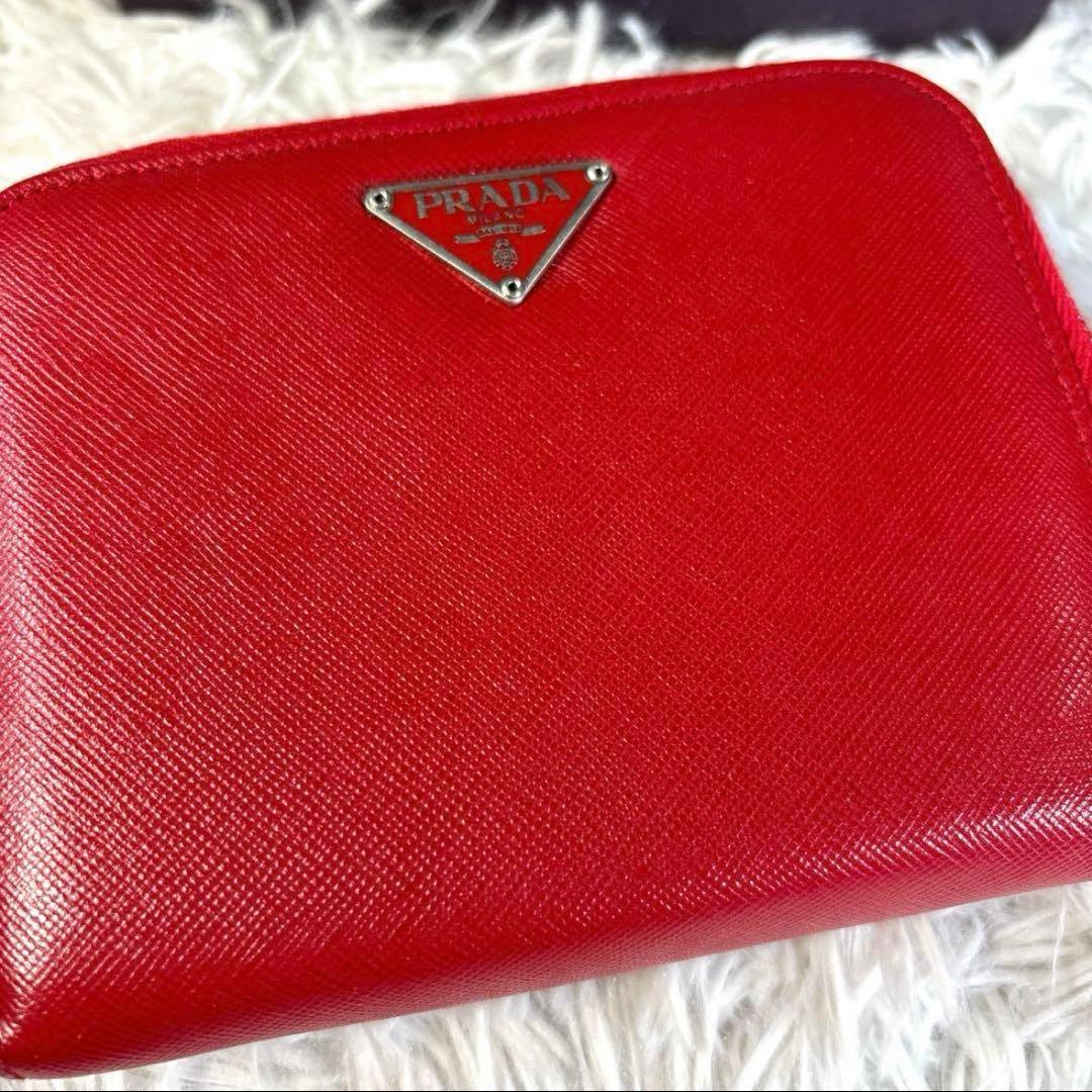 美品✨PRADA プラダラウンドジップ　折り財布 サフィアーノ　レザー