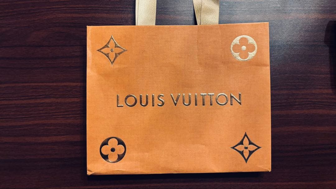 Louis Vuitton ポルトフォイユ•ヴィクトリーヌ