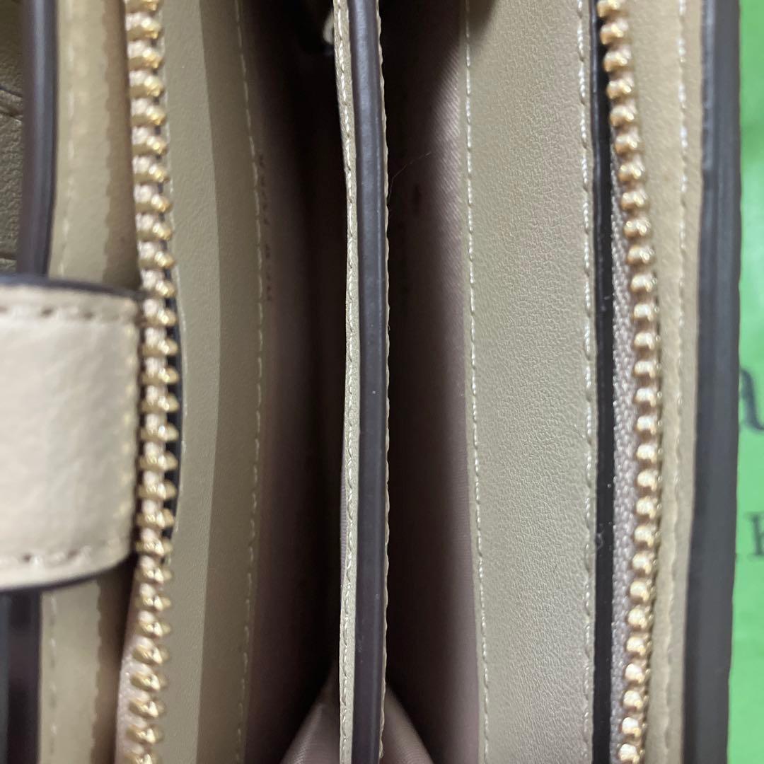【美品】kate spade New York二つ折り 長財布