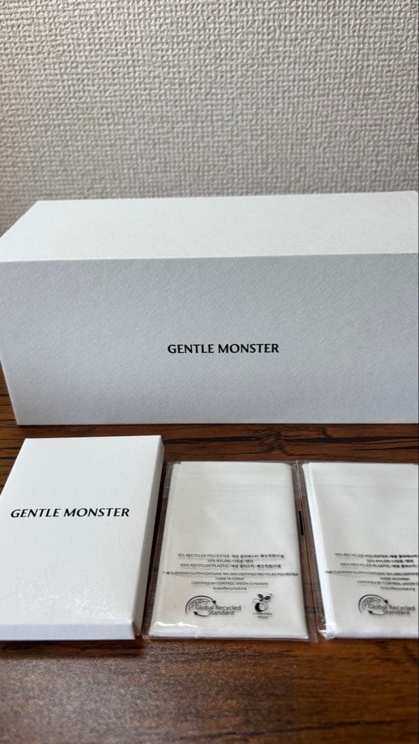 小物 GENTLE MONSTER Zin01