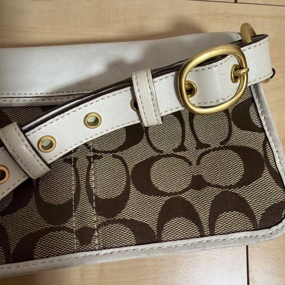 COACH ウエストバッグ ソーホー ワンショルダーバッグ　シグネチャー　白