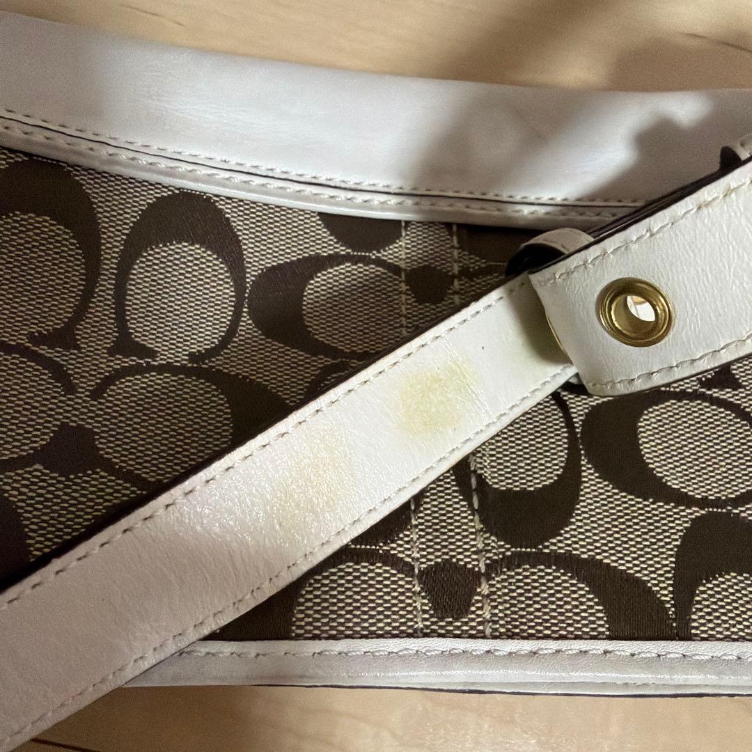 COACH ウエストバッグ ソーホー ワンショルダーバッグ　シグネチャー　白