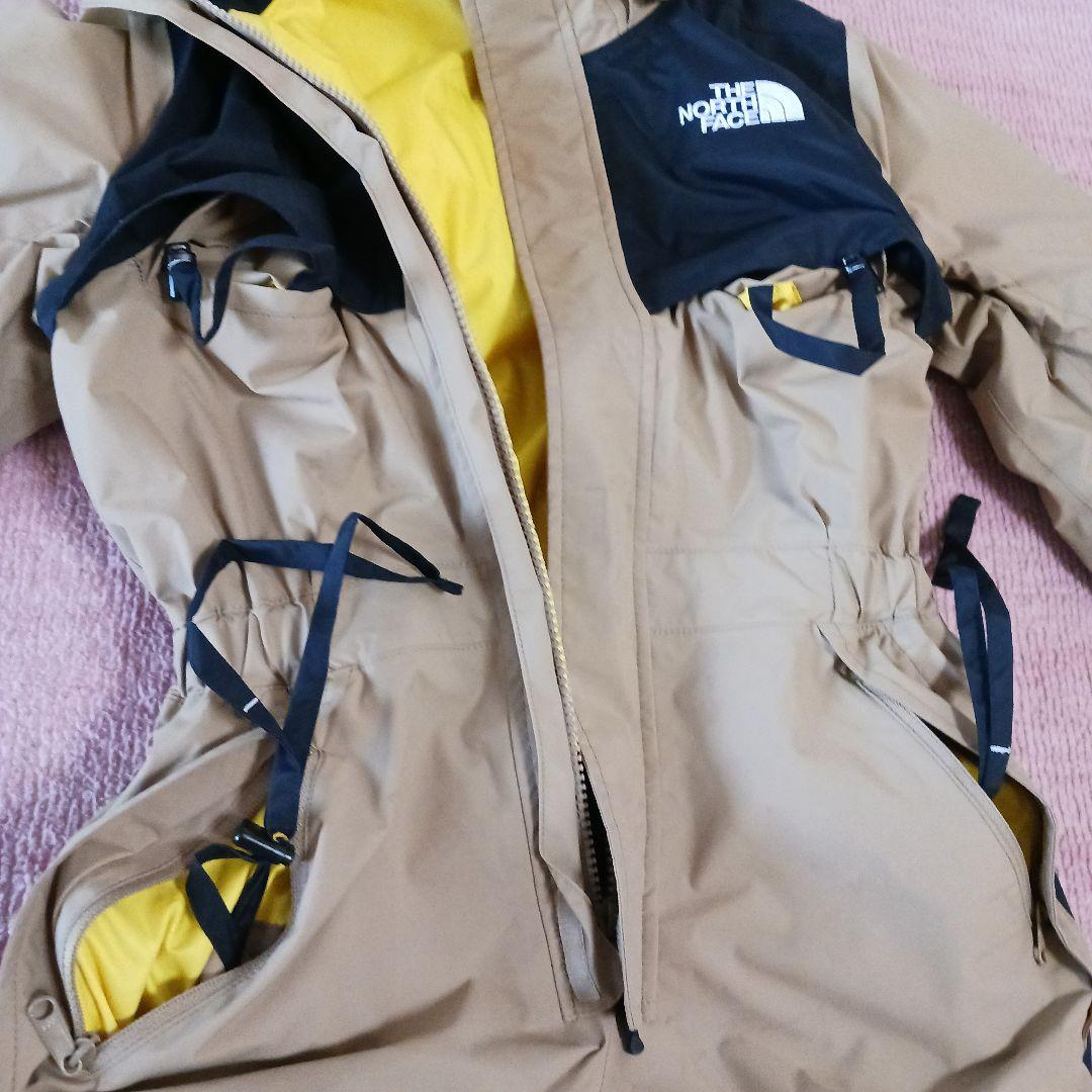 THE NORTH FACE スノーウェア 120手の長さ足の長さ帽子調節可能