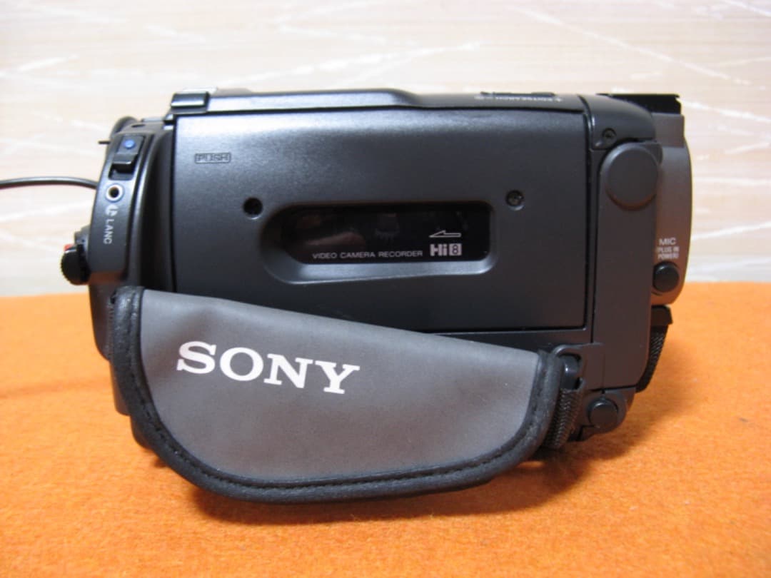 動作OK❗️☆SONYのHi8/8ミリビデオカメラ/CCD-TR910