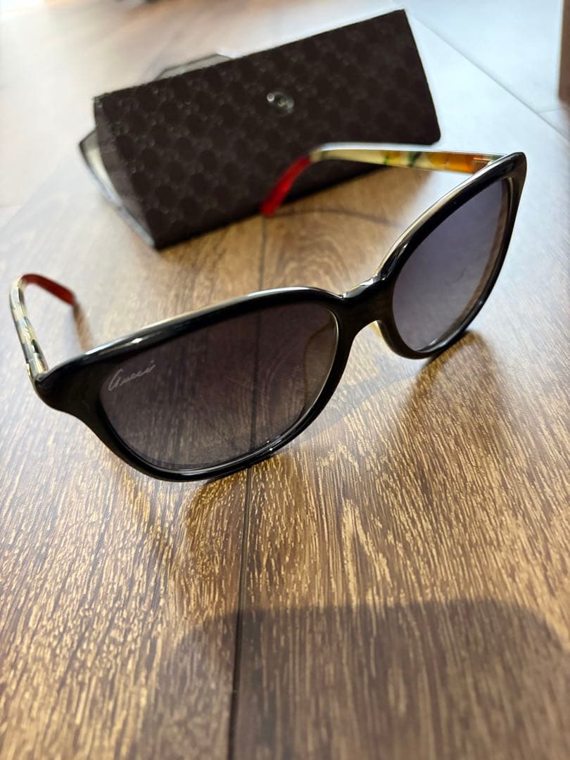 最終セール★GUCCI キャットアイ サングラス ケース付き