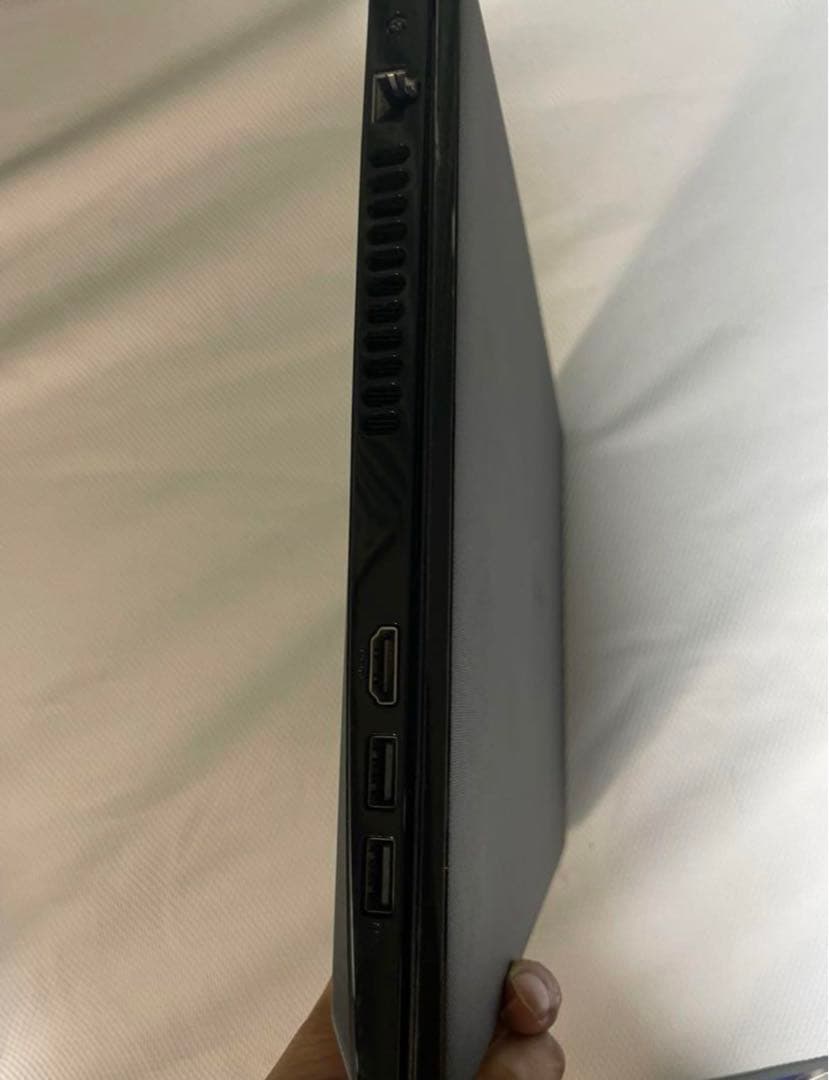 DELL ノートパソコン　PC 未使用に近い