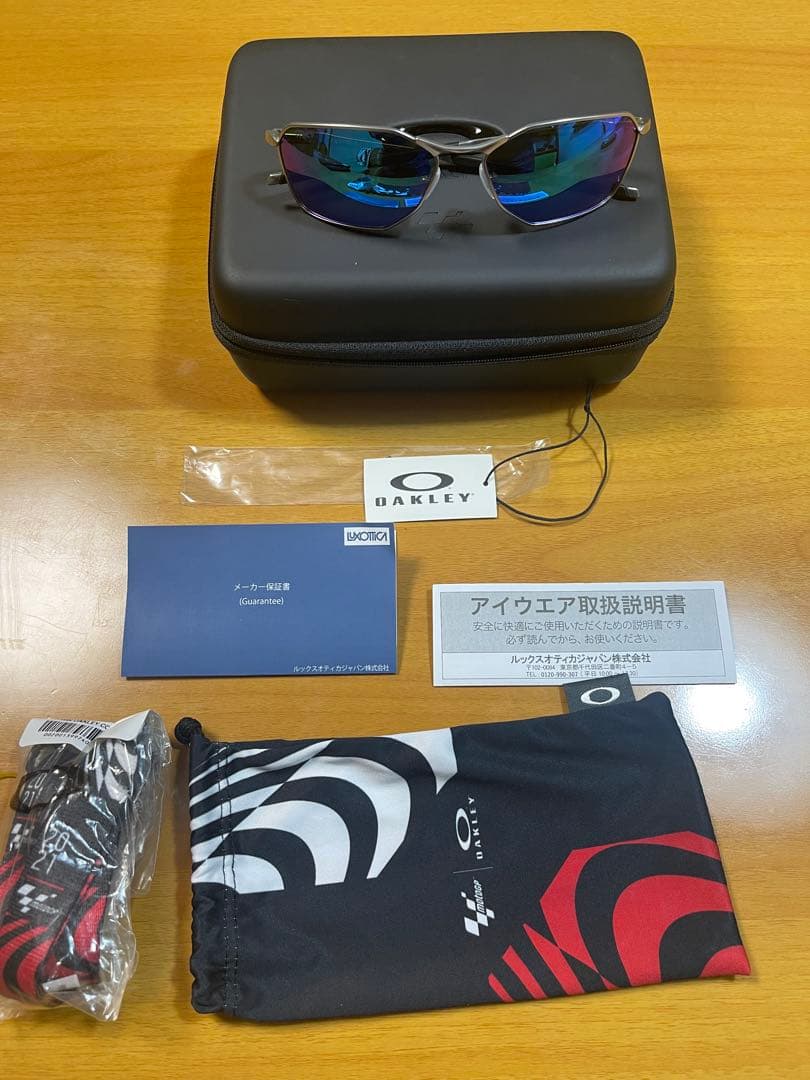 Oakley スポーツサングラス　moto GP 偏光サングラス　アイウェア