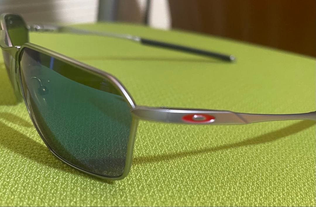 Oakley スポーツサングラス　moto GP 偏光サングラス　アイウェア