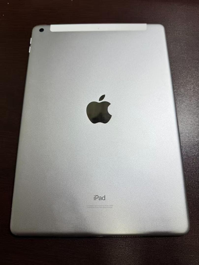 【iPad 第8世代】128GB 　10.2インチ　simフリー