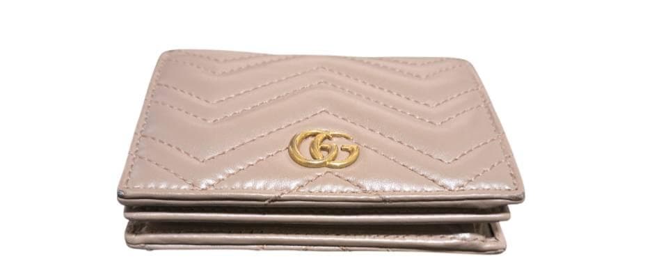 GUCCI Marmont quilting　マーモント　二つ折り財布