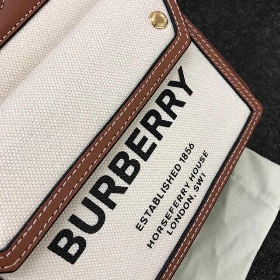 美品BURBERRYレザー　キャンバス　2wayショルダーバッグ　レディース~~
