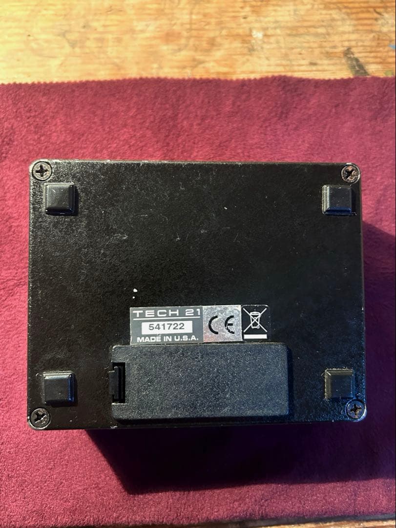 ベース SansAmp Bass D DI-LB