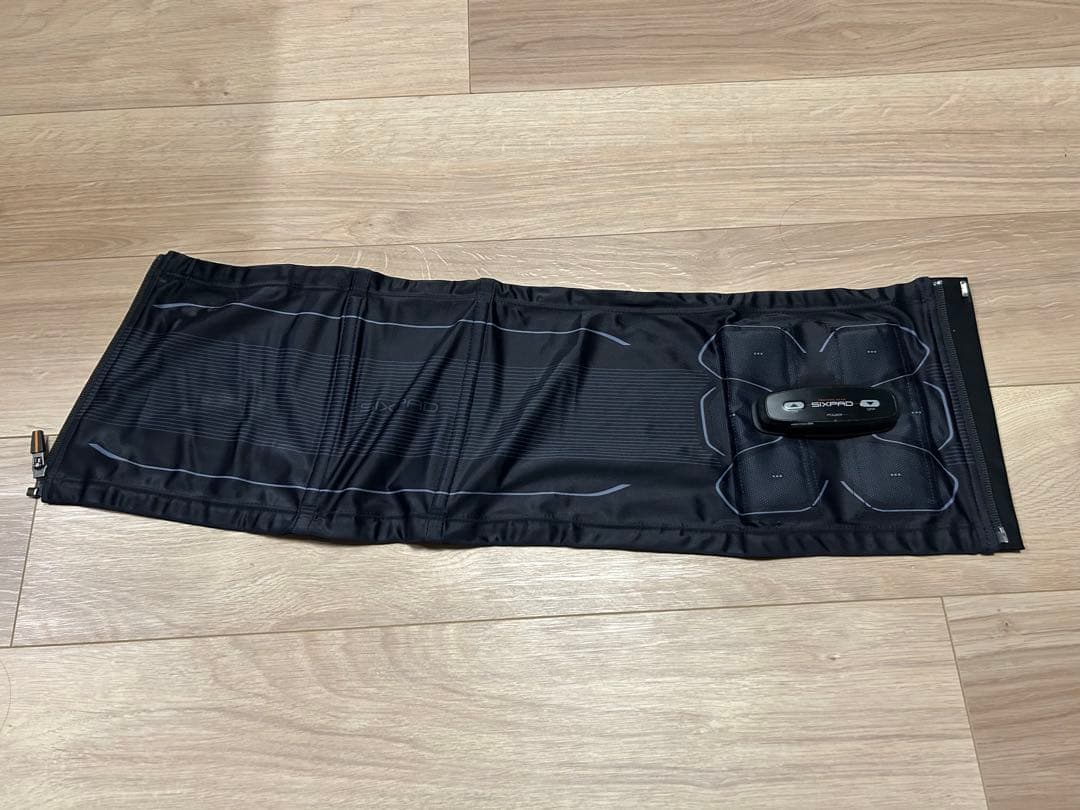 【早い者勝ち】SIXPAD Powersuit Lite Abs M
