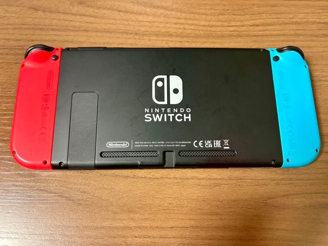 NintendoSwitch 本体Joy-Con付き【美品】