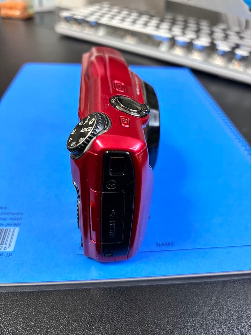 ジャンク品⭕️Fujifilm コンパクトデジタルカメラ レッド