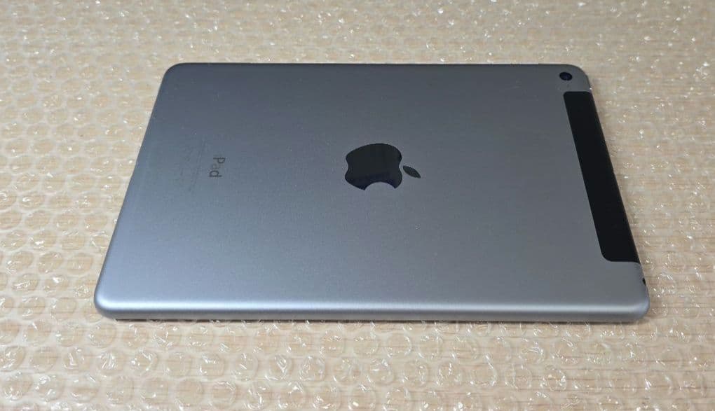 た*ぅ様 iPad mini 4◼️128GB◼️セルラー版◼️バッテリー良品◼