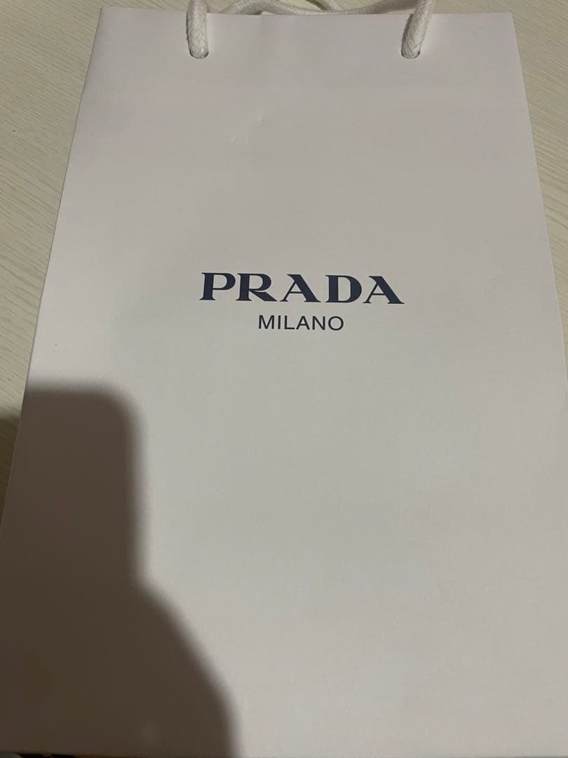 PRADA ピンク サフィアーノレザー 二つ折り財布