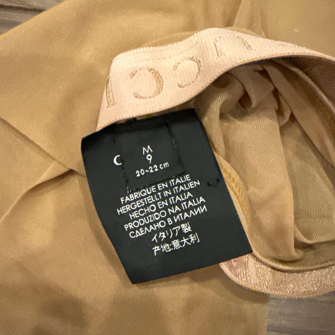gucci ストッキング　ロゴ
