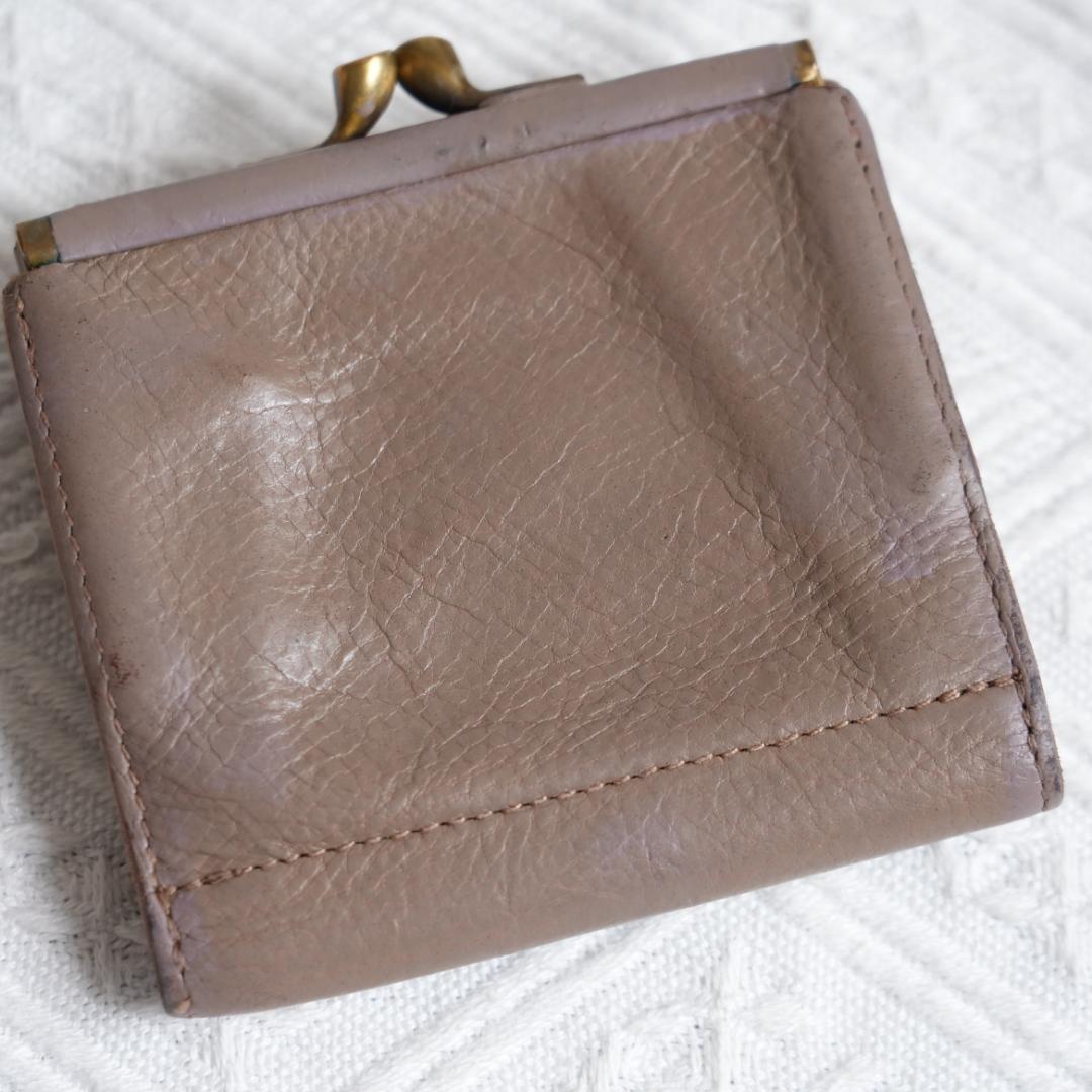 イルビゾンテ　IL BISONTE がま口ウォレット　二つ折り財布　コンパクト