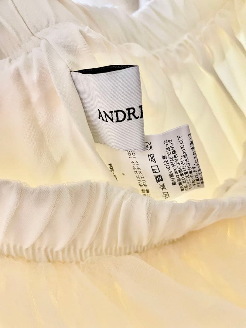 ANDREA&Co. ボリュームフリルチュールスカート