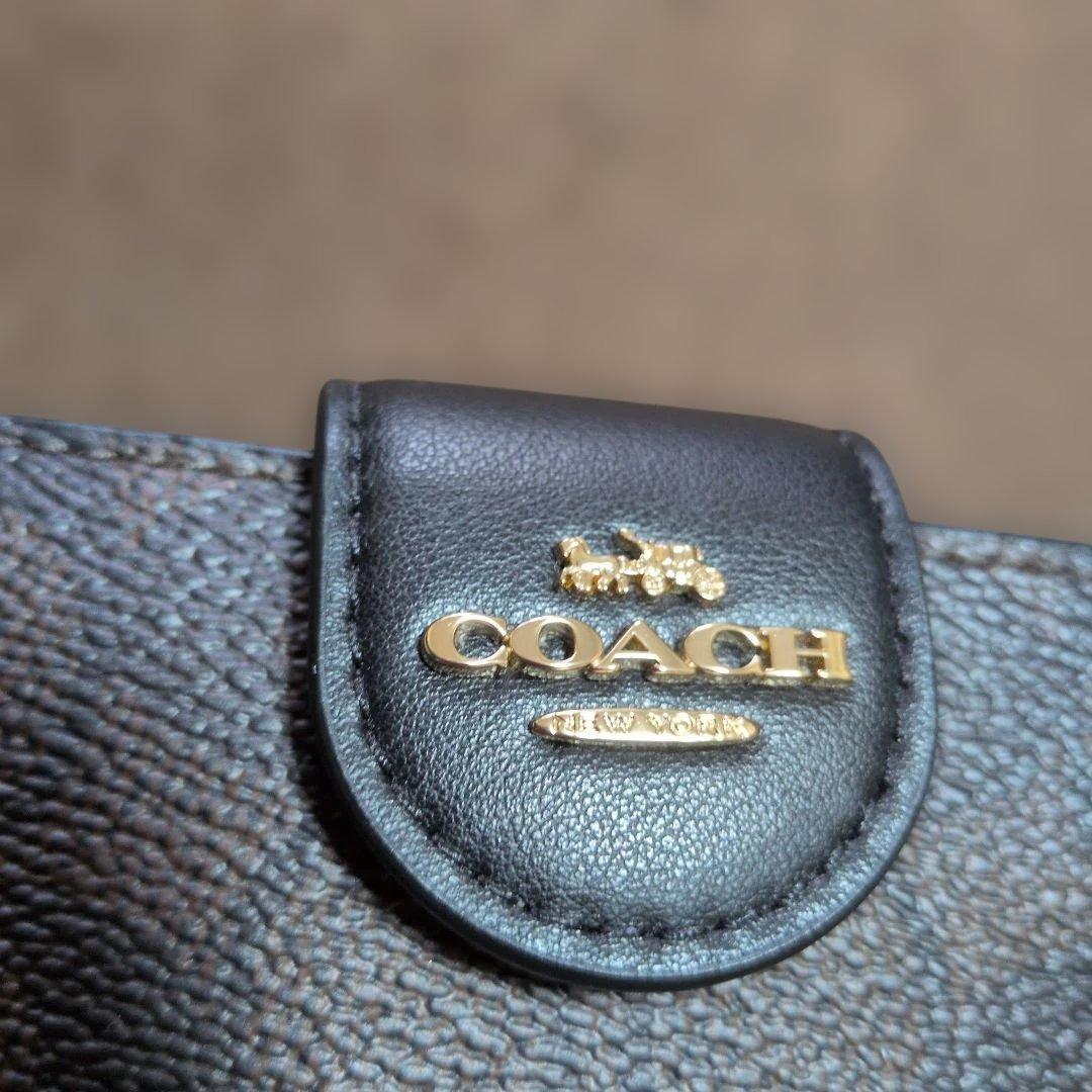 COACH ダークブラウン 二つ折り財布　新品未使用