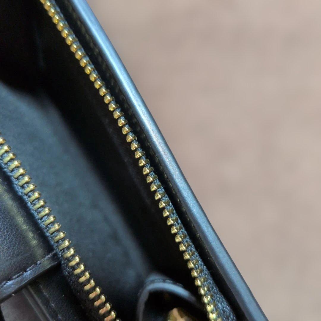 COACH ダークブラウン 二つ折り財布　新品未使用