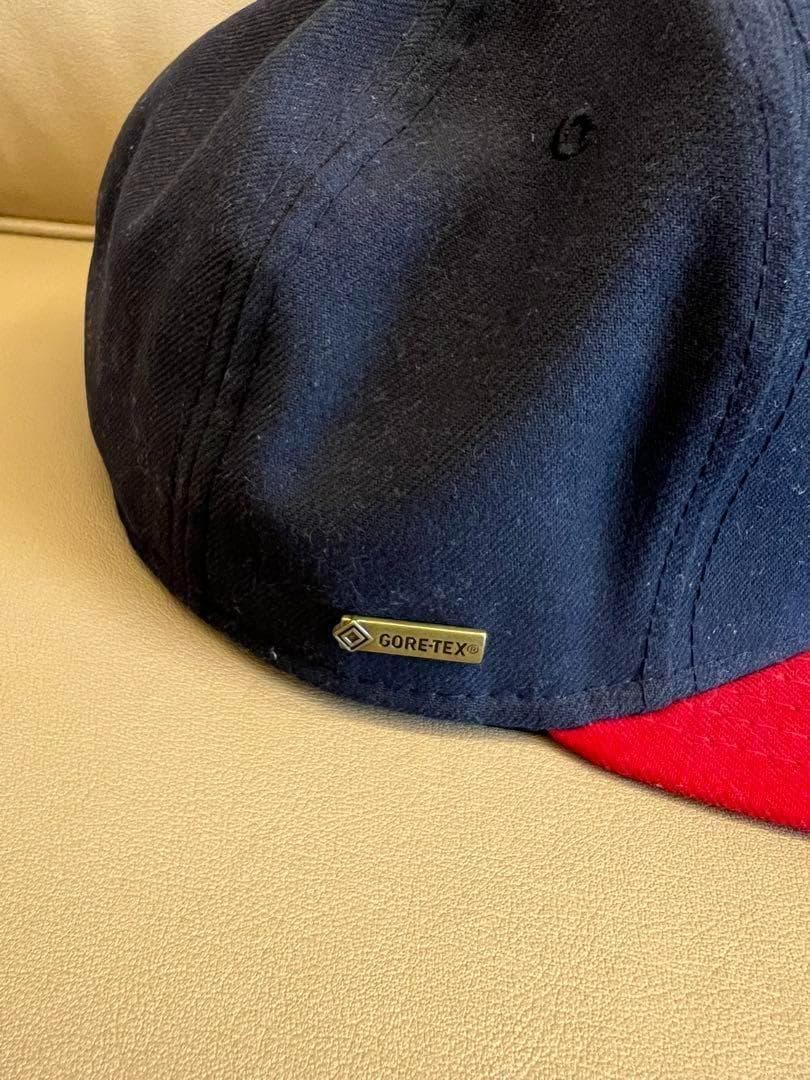 New Era 59FIFTY ネイビー/レッド 71/4キャップ ゴアテックス