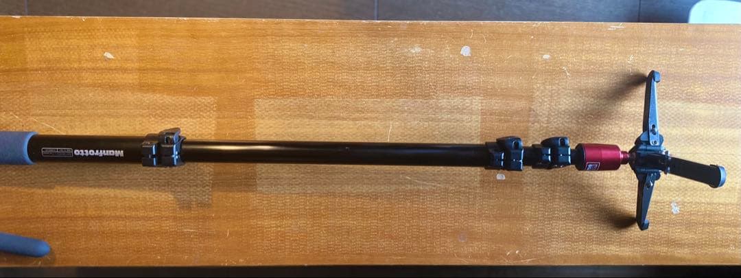 Manfrotto マンフロットフルードビデオ一脚 雲台付 561BHDV-1