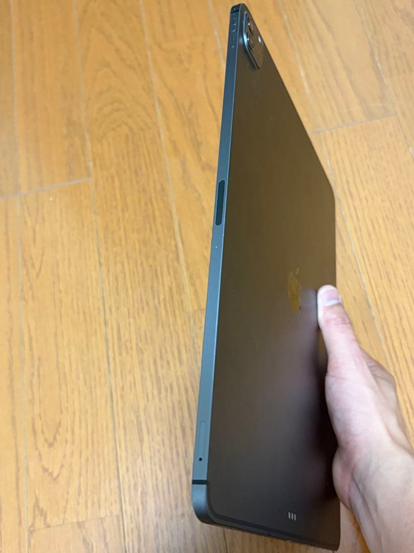 美品 iPad Pro 第5世代 12.9インチ 1TB セルラー版 M1