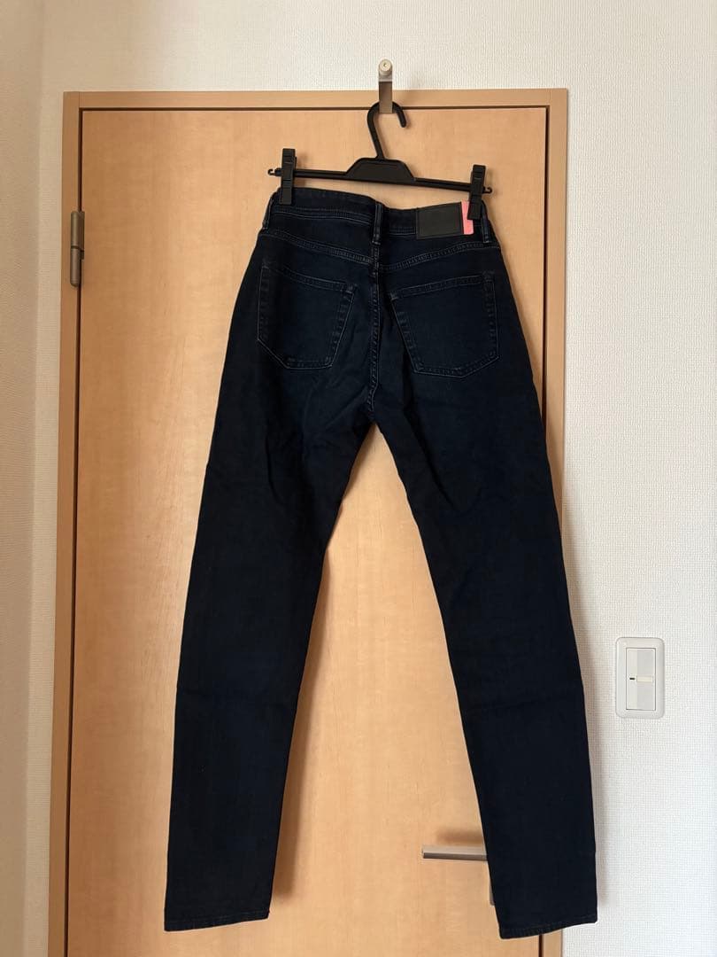 Acne Studios ダークブルー　デニムパンツ