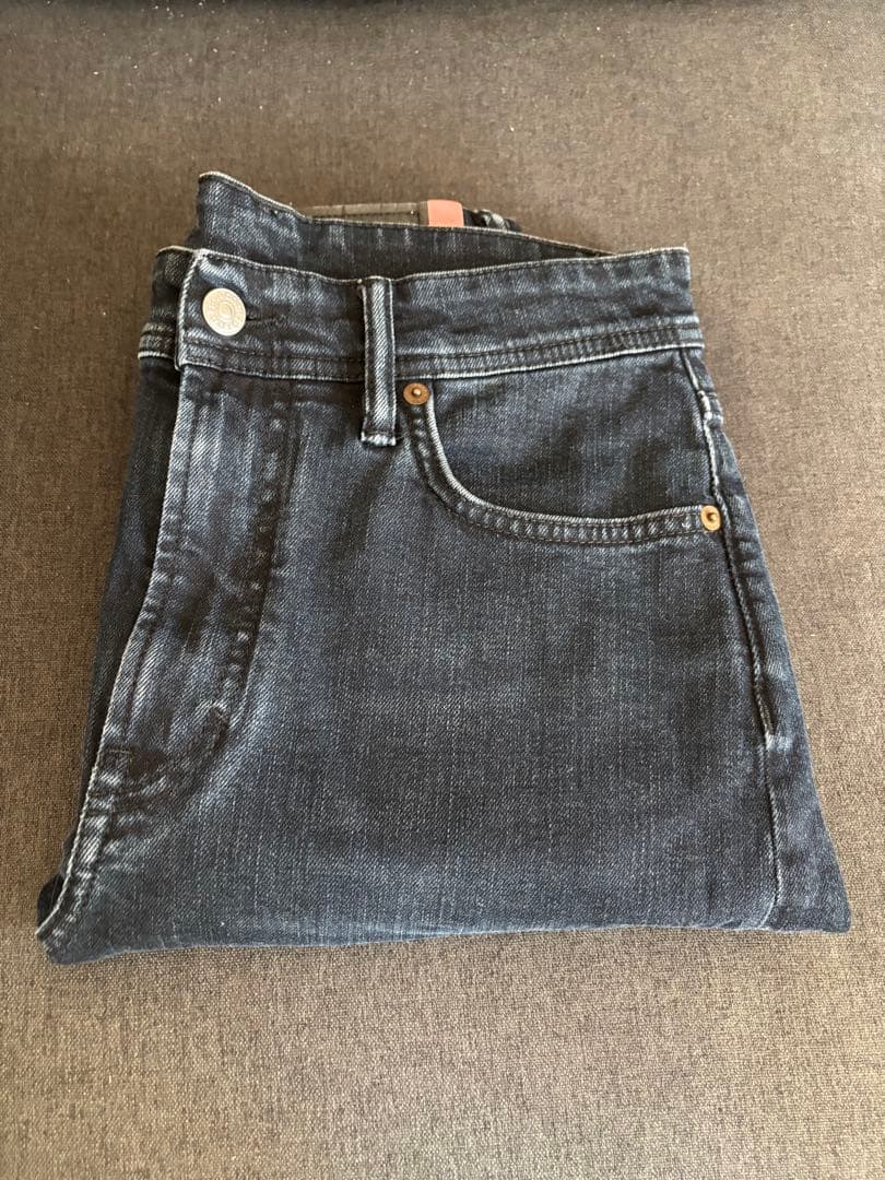 Acne Studios ダークブルー　デニムパンツ