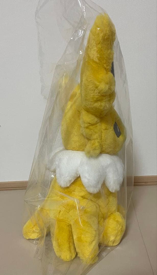 ポケモンセンターオリジナル　ふわふわ抱きぬいぐるみ　サンダース