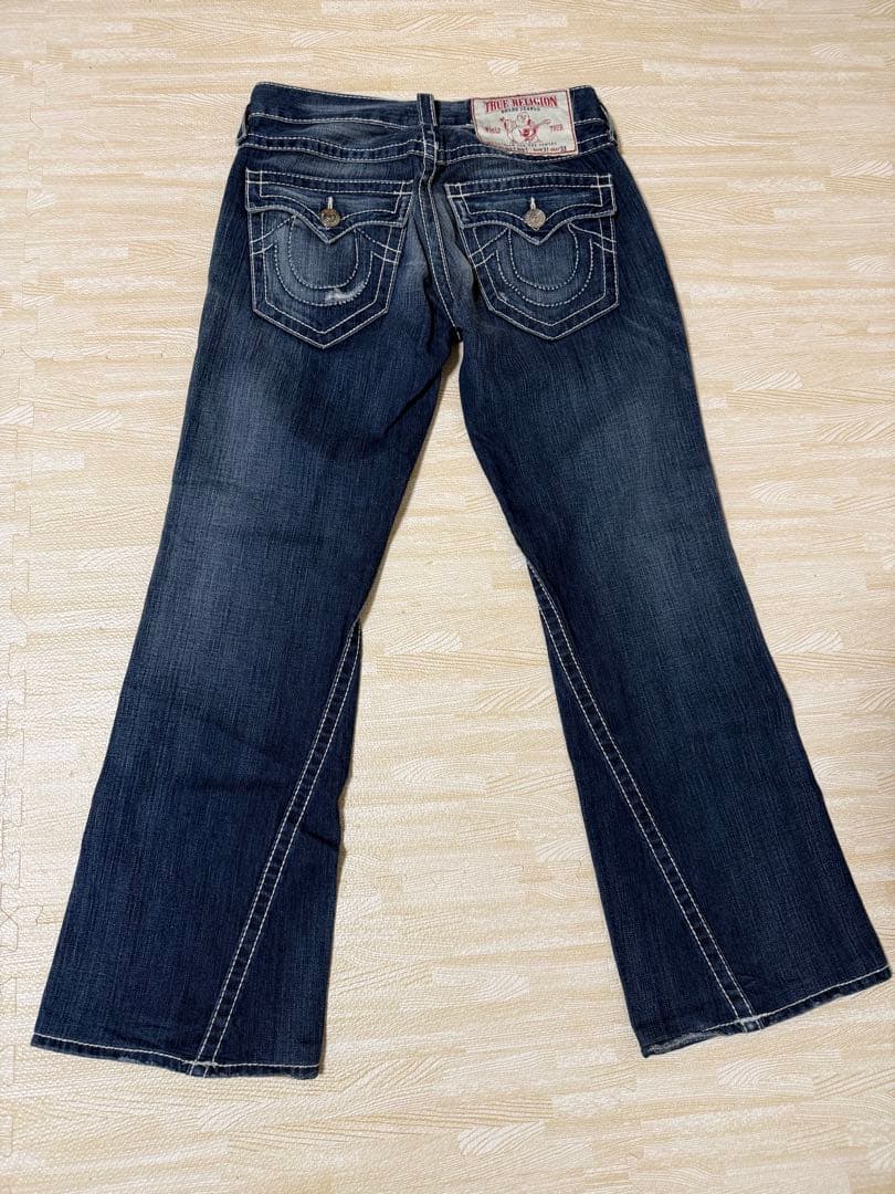 TRUE RELIGION デニム　ROW 31 SEAT 33
