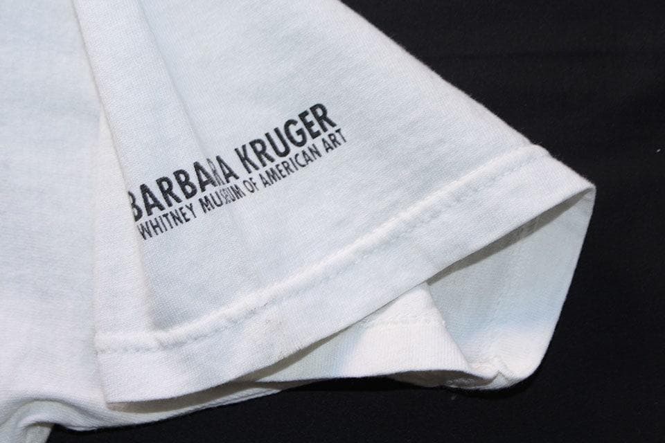 トップス BARBARA KRUGER TEE