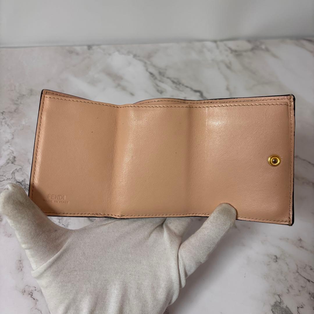 【美品】フェンディ エフイズ コンパクトウォレット 三つ折り財布 ピンク