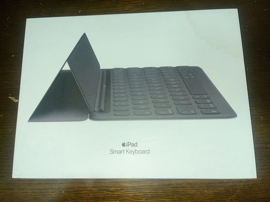 キーボード＋背面ケース付き！iPad (第9世代) 256GB
