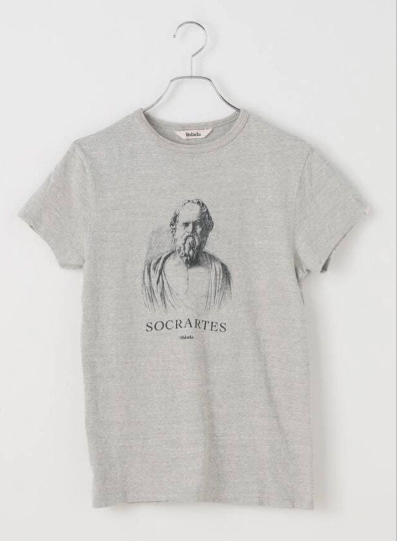 oblada Spick and Span ソクラテスTシャツ